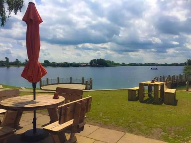 The Salsa Attractive Accomodation At Tattershall Lakes Ngoại thất bức ảnh